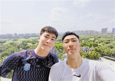精品国产三级在线观看